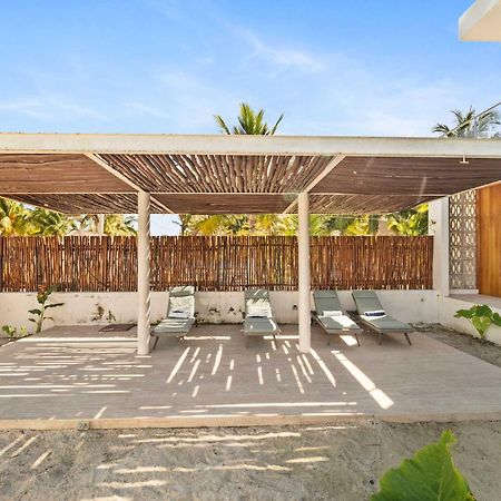Beachfront Coco Modern Designer House By Peninsula Stays San Crisanto المظهر الخارجي الصورة