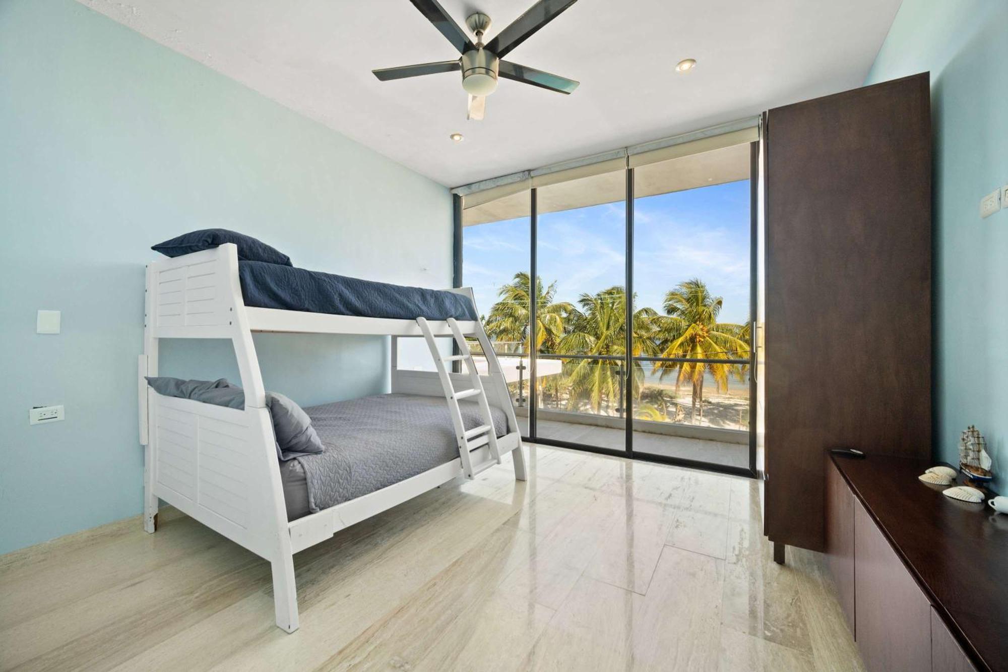 Beachfront Coco Modern Designer House By Peninsula Stays San Crisanto المظهر الخارجي الصورة